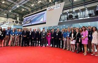 “IDEF’23”ün yıldızı CANiK oldu