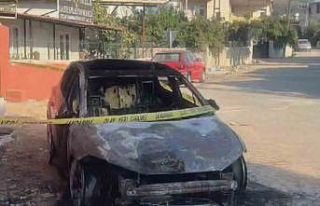 İki aracı kundaklayan zanlıyı jandarma yakaladı