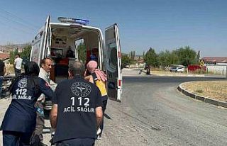 İki motosikletin çarpıştığı kazada 1 kişi...