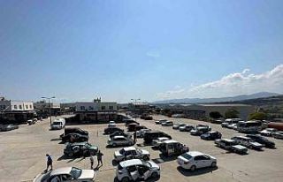 İkinci el oto pazarı eski günlerini arıyor