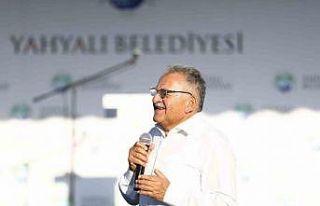 İlçe belediye başkanlarından Başkan Büyükkılıç’a...
