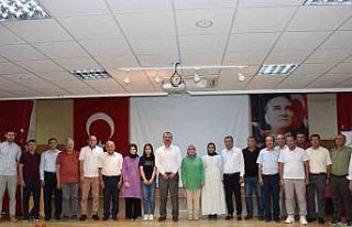 İmam hatipli gençler, altınla ödüllendirildi