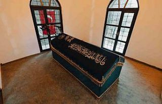 İnegöl ücretsiz Turgut Alp türbe gezisi düzenliyor