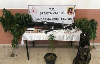 Isparta’da uyuşturucu operasyonu: 12 gözaltı