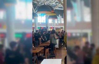 İstanbul’da AVM’nin restoranı çıkan kavgada...