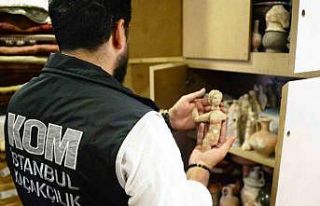 İstanbul’da tarihi eser operasyonu: 7 bin 364 eser...