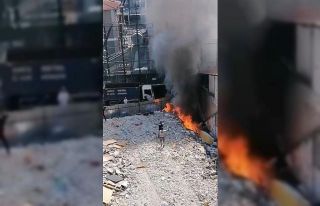 İstanbul’da yangına bir garip müdahale kamerada:...