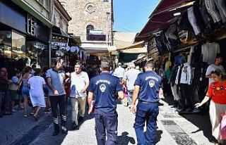 İzmir’de çığırtkan ve hanutçu operasyonu