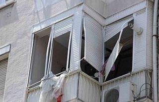 İzmir’de doğalgaz patlamasında yaralanan kişi...