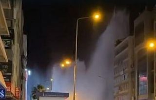 İzmir’de su borusu patladı, trafik durma noktasına...