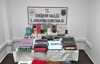 Jandarma ekipleri 451 bin TL değerinde gümrük kaçağı...