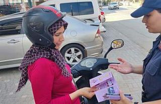 Jandarmadan vatandaşlara KADES bilgilendirmesi