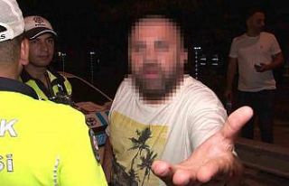 Kadıköy’de denetime takılan sürücüden habercilere...