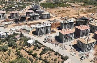 Kahramanmaraş’ta depremzedelerin konutları yükseliyor