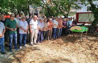 Kalp krizinden ölen simitçi defnedildi