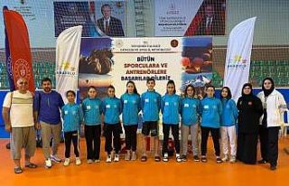 Karateciler Birincilikle Döndü