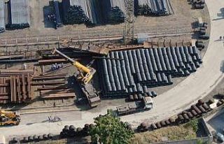 KARDEMİR’de çekme motorundan kurtulan vagonlar...