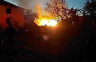 Kastamonu’da çıkan yangında ev, samanlık ve...