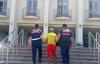 Kasten öldürme suçundan aranıyordu, jandarmaya...