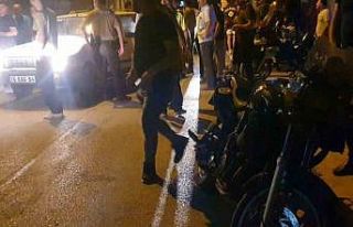 Kavga ihbarına giderken otomobil ile çarpışan...