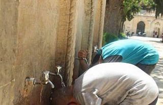 Kavurucu sıcak Şanlıurfa’yı etkisi altına aldı