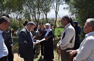 Kaymakam Çimşit yangında 7 ineğini kaybeden Ölmez...