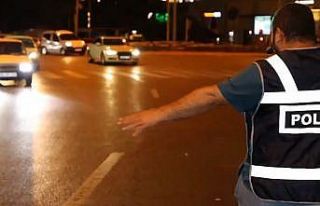 Kayseri’de 400 polis ile huzur uygulaması: 3 bin...