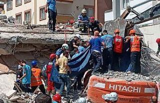 Kepçe operatörünün öldüğü binanın yıkılma...