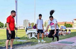 Kır Çiçekleri Projesi yeni sporcularını seçiyor