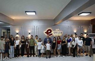 Kitap Kafelerde çalışarak hayallerine ulaştılar