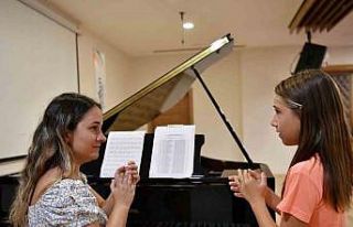 Konyaaltı Oda Orkestrası, müzisyenlerini arıyor