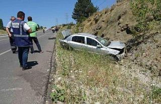 Köpeğe çarpmamak isterken yaralandı