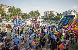 Kütahya Belediyesinin "Bir gülüş bize yeter"...