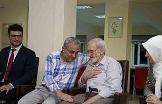 Kütahya Huzurevi sakinleriyle bir araya geldi