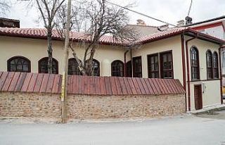 Kütahya’da Gözüm Şeyh Sultan Tekke ve Türbesi...
