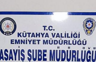 Kütahya’da Pavyonlar bölgesindeki denetimlerde...