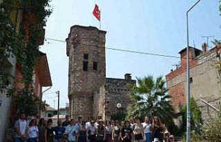 Londra’dan gelen öğrenciler Koçarlı’nın tarihine...