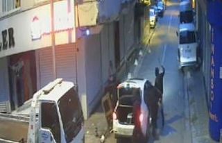 Lüks araçla soygun girişimini komşuların müdahalesi...