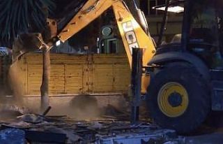 Maltepe Meydan Projesi 17 ağacın sonunu getirdi