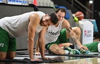Manisa BBSK Basketbol Takımı hazırlıklarını...