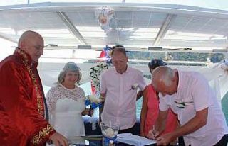 Marmaris’te 7 ayda 415 çift dünya evine girdi