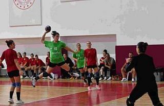 Mavi Kelebekler hazırlık maçlarında 5’te 5 yaptı