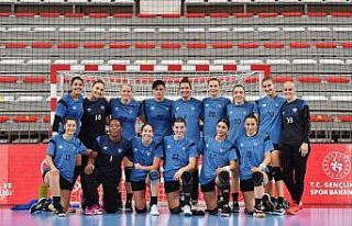 Mavi Kelebekler namağlup döndü