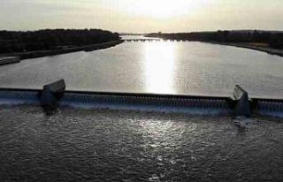 Meriç Nehri’nde Hidroelektrik Santrali’ndeki...