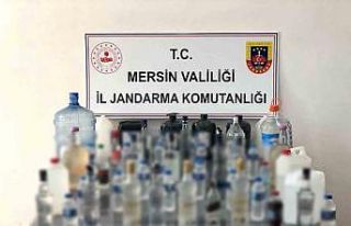 Mersin’de 100 litre sahte içki ele geçirildi