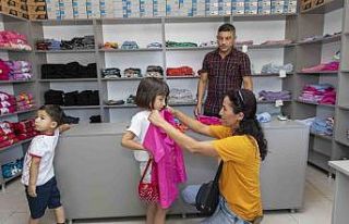 Mersin’de Kıyafet Evlerinin 3.’sü Silifke’de...