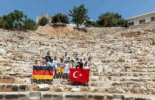 Mersin’e gelen yabancı öğrenciler kentin tarihine...