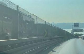 Metrobüs arızalandı, uzun kuyruklar oluştu