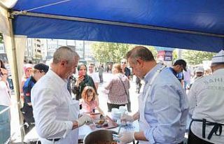 Milletvekili Çelikaslan ve Tahmazoğlu vatandaşlara...