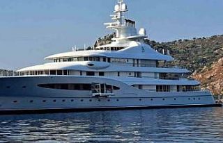 Milyarder yatları Marmaris koylarına demir atmaya...